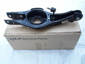 Kia Sportage Tucson Suspension Control Arm Genuine Rear Left Lower 55210N9050 - Picture 1 of 6