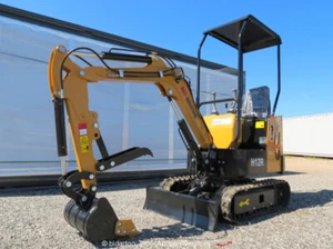 2024 AGT H12R Hydraulic Mini Excavator Crawler Blade Thumb Aux Hyd bidadoo -New - Picture 1 of 12