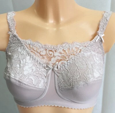 Pretty Nude Lace Bra Non Wired Soft Cup Cami Modesty Panel Bra - SIZE 32F - Image 1 of 4