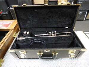 Yamaha Custom Z YTR8310Z Bobby Shew Silver Plated Trumpet W/Case FREE SHIPPING!!