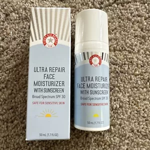First Aid Beauty Ultra Repair Face Moisturizer W/ Sunscreen SPF 30 1.7 Oz - NIB - Picture 1 of 1