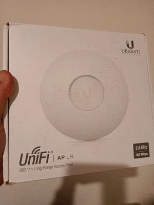 Ubiquiti Networks UAP-LR Wi-Fi System Long Range Network Access Point - Image 1 of 2