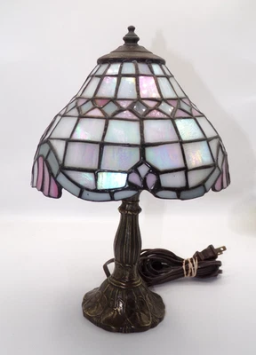 Tiffany Style Mini Table Lamp White Stained Glass Pink - Image 1 of 4