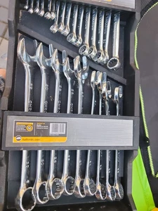 Halfords Combination Metric Spanner Set 25 Pieces 6-32mm - Picture 1 of 14