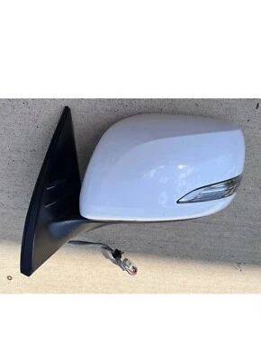 Conjunto de espejo retrovisor exterior izquierdo LEXUS GX460 DRIVER 2014-2023 CON CRISTAL PUNTO CIEGO Foto 1 de 3