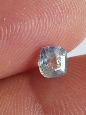 Zafiro incoloro de Ceilán 0,81 quilates natural sin calefacción corte cojín piedras preciosas sueltas Foto 1 de 4