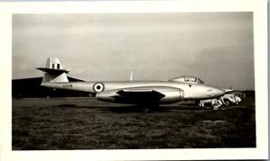 Gloster Meteor Jet Fighter Plane Photo (3 x 5) - Picture 1 of 2