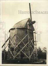 1935 Press Photo 302-year-old windmill being dismantled, Yarmouth, Massachusetts