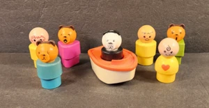 VINTAGE 1974/1984 LOT OF 7 FISHER PRICE LITTLE PEOPLE JUMBO CHUNKY BOY DOG BOAT - Bild 1 von 6