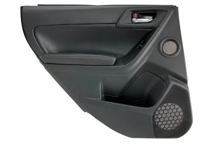 Subaru Forester 2015 panel puerta trasera izquierda moldura negro OEM 94223SG010 Foto 1 de 4