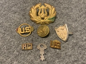 Lote de Insignias Militares de Colección de Estados Unidos - Prendedores e Insignias del Ejército y la Marina - Lote de 6 - Imagen 1 de 5