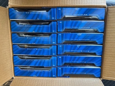 1999 - 12 Hot Wheels  FINAL RUN's  New in Original Package & CTN  Mixed Lot 12 - Image 1 of 2