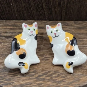 90's Calico Cat Ceramic Porcelain Earrings Pierced Stud Multi-Color Cat Lady VTG - Picture 1 of 4