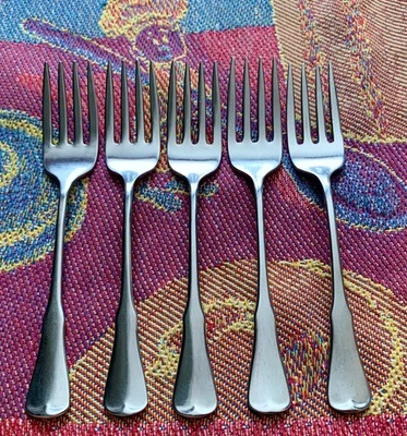 5 Oneida Community Stainless Patrick Henry Salad / Dessert Forks 6.25" Flatware - Image 1 of 4