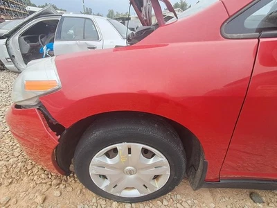Used Front Left Fender fits: 2012 Nissan Versa Front Left Grade A Foto 1 de 4