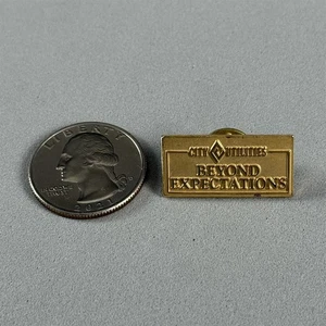 City Utilities Beyond Expectations Gold Tone Employee Pin Pinback #55094 - Picture 1 of 2
