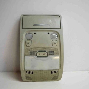 AUDI A5 8T3 Innenleuchte 8T0947135B 1.8 Benzin 125kw 2009 3442808 - Picture 1 of 4