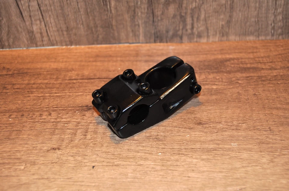 20" Mongoose Rebel BMX Stem 1-1/8  45mm Black. - Image 1 of 4