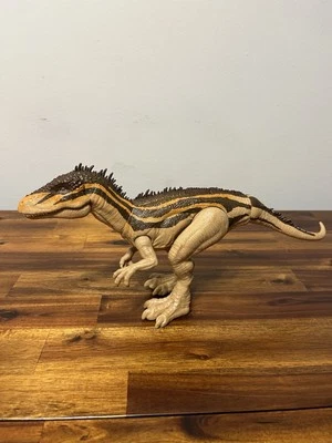 Mega Destructores Jurassic World Carcharodontosaurus Campamento Cretácico Dino Escape Foto 1 de 4