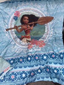 DISNEY'S MOANA TODDLER BED COMFORTER AND PILLOW CASE