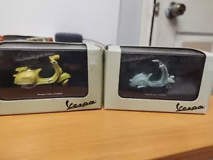 (2) Newray Vespa 1960 125 & 98 1946 1/32 Scale - Picture 1 of 7