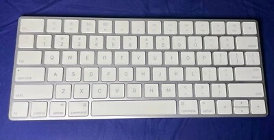 APPLE Wireless Magic Keyboard A1644 - used - Image 1 of 4