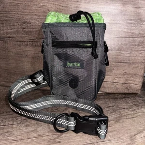 Mighty Paw Hundeleckerli Tasche Hüfttasche - Bild 1 von 4
