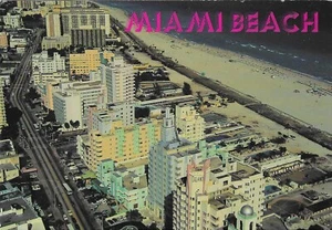 Postal vintage cromada de Florida hoteles Art Deco de Miami Beach a lo largo de Collins Avenue - Imagen 1 de 2