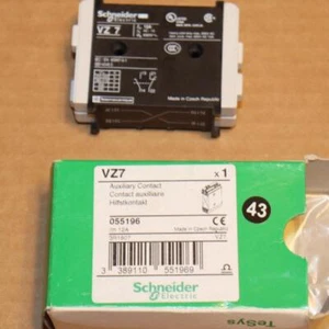 One Schneider Electric VZ7 Auxiliary Contact More Available - Picture 1 of 1