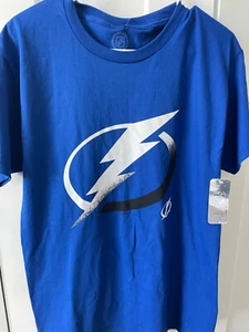 Tampa Bay Lightning Unisex Medium SS Tee Shirt.Blue. Officially Licensed. NWT - Picture 1 of 4