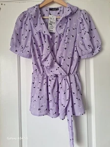 BNWT Quiz Womens Lilac Floral Frill Wrap Top UK Size 10 - Picture 1 of 6