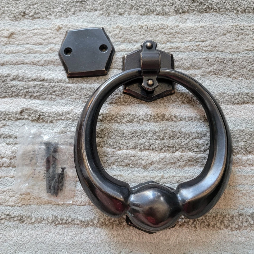 Baldwin Arquetipos Villa Anillo de Entrada Estilo Llamador de Puerta Bronce Frotado con Aceite Enorme Foto 1 de 4