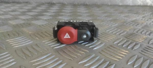 Bouton warning - ouverture fermeture centralisée - RENAULT Clio III (3)  - Picture 1 of 4