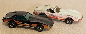 Hot Wheels Corvette Stingray 1975 Mattel VTG Hong Kong 2 Cars 1 Black 1 White - Picture 1 of 21