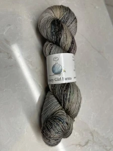 Honey Girl Farms Yarn 85% SW Merino 15% Nylon 437 yards  - Picture 1 of 3