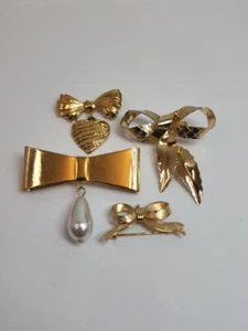 Vintage To Now Unsigned Signed Bow Brooch Lot Pin Mixed Jewelry Lot Of 4 - Picture 1 of 14