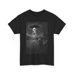 Highland Cow UFO Encounter Art Print Funny Alien Abduction Cow Design Unisex Tee - Picture 1 of 11