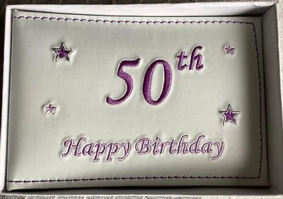 Álbum de fotos branco de aniversário de 50 anos presente com design de estrela 48 X 6” X 4” fotos - Imagem 1 de 4