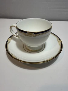 Schöne Wedgwood Cavendish Tasse und Untertasse Bone China - Bild 1 von 6
