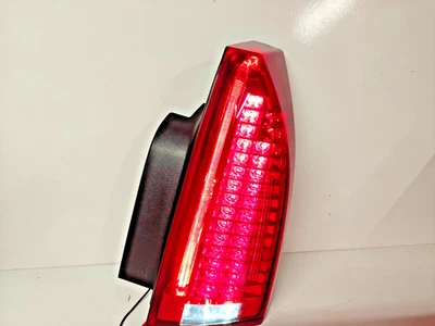 Cadillac CTS 2008-2013 sedán lado del pasajero luz trasera derecha conjunto de lámpara OEM Foto 1 de 4