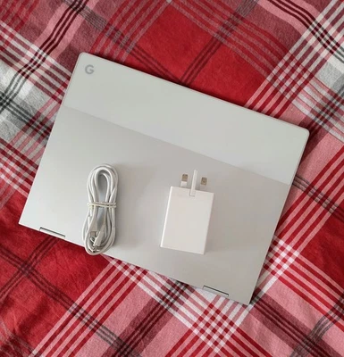 . Google Pixelbook Chromebook COA -  128GB - 8GB - (original charger included)  - Image 1 of 4