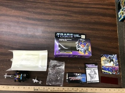 Bomba vintage G1 Transformers Decpticons Insecticons 1984 completa con caja Foto 1 de 4