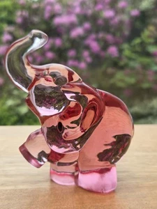 Vintage Fenton Glass Rose Pink/Cherry Elephant Trunk Up Decorative Collectible - Picture 1 of 12