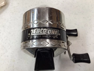 Zebco ONE Casting Reel. Vintage. Open Packaging. Made In USA . Fair Condition. - Image 1 of 4
