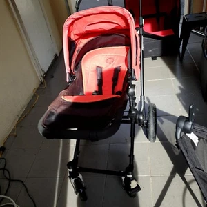Bugaboo V3 Pram - Red - Picture 1 of 4