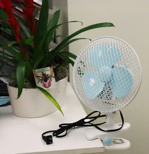 7" 2 SPEED OSCILLATING MULTI-USE FAN STAND UP WALL MOUNT, OR CLIP ON CIRCULATING - Picture 1 of 4