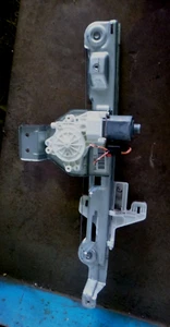 Dodge Caliber 06-12 Right Rear Electric Window Regulator with Motor - Picture 1 of 3