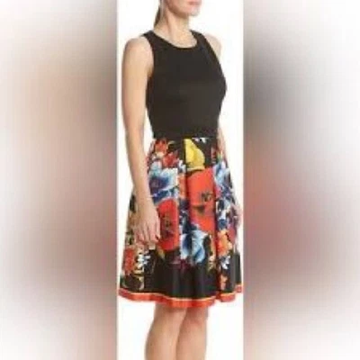 Vestido Gabby Skye Negro Top de Buceo Floral Parte Inferior Ajuste Acampanado Línea A Plus 20W Foto 1 de 4