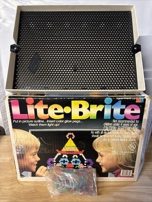 Vintage 1986 LITE BRITE Milton Bradley Pegs, Box WORKS - Image 1 of 4