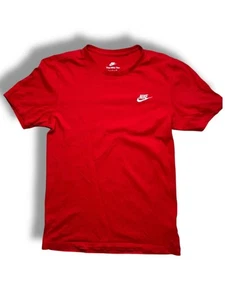 Nike T-Shirt Red Size Small Swoosh Logo Tee VGC Casual Sportswear Sports Gym - Picture 1 of 11